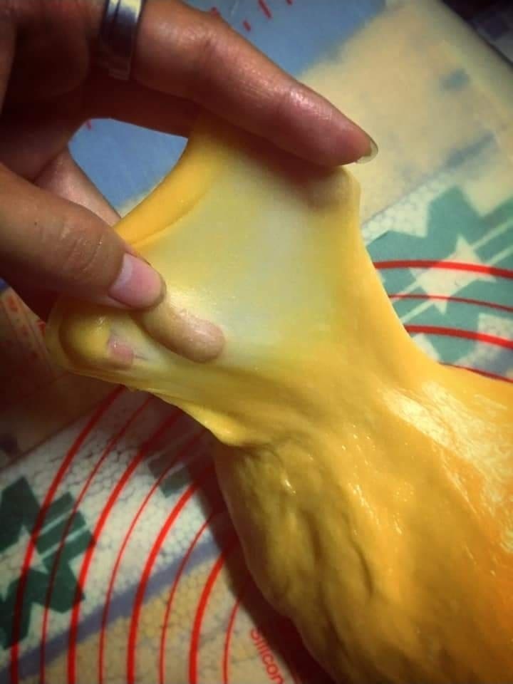 Nồi bột bằng tay.jpg